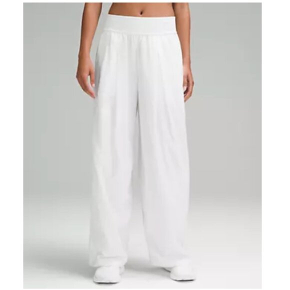 Lululemon Lightweight Tennis Mid-Rise Track Pants *Full Length - Picture 1 of 5
